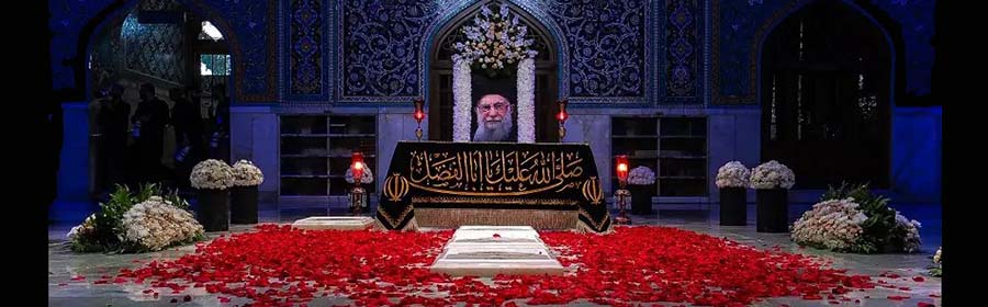 رواق دارالذکر حرم امام رضا (ع) آرامگاه رهبر شهید ایران.